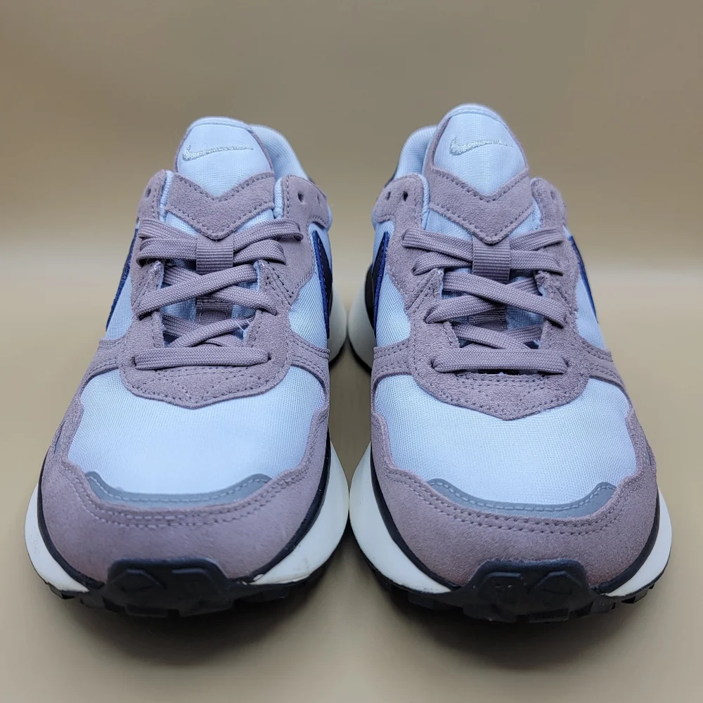 Nike women phoenix